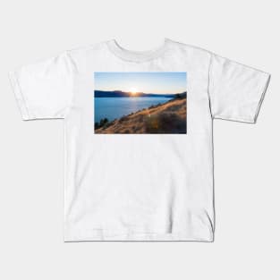 Summer Sun Setting Behind the Mountains over Okanagan Lake Kids T-Shirt